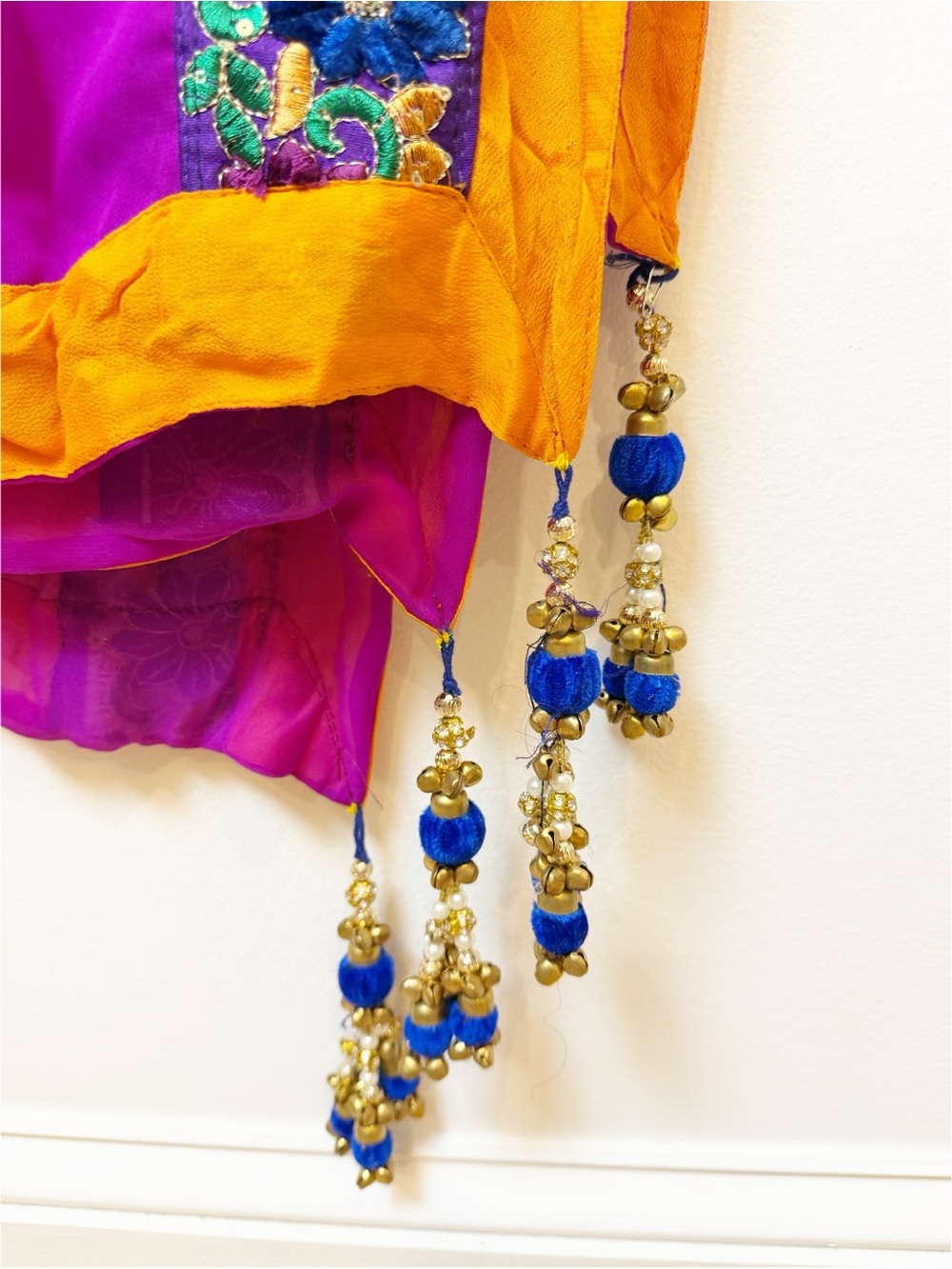 Vintage | Unique Floral Embroidered Beaded Indian Dupatta Sari Wrap Chanderi Sca - Picture 4 of 5